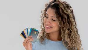Image of: Prepaid Credit Cards: Budgeting Tool, Not a Credit‑Builder