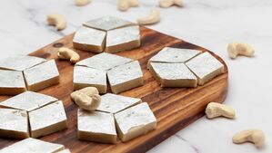Image of: How to Make Kaju Ki Barfi at Home: A Sweet Delight