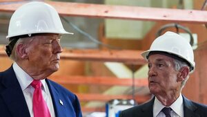 Image of: Trump Pressures Fed’s Powell to Cut Rates Amid Renovation Cost Clash