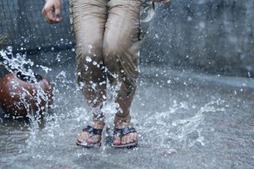 Image of: 7 Rain-Ready Footwear Picks That Offer Excellent Grip and Comfort