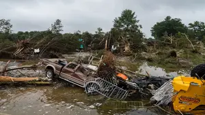 Image of: Texas Floods: Officials Under Fire as Death Toll Climbs to 32