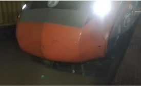 Image of: Vande Bharat Express Stranded for 7 Hours in Odisha Due to Heavy Rains and Flooded Tracks