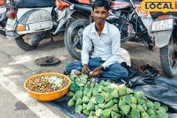 Image of: From Village Pond to Monthly Rs 50,000: MP Man’s Inspiring Success Story