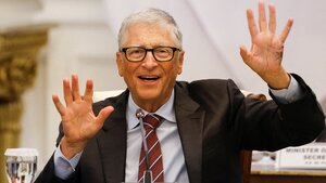 Image of: Bill Gates Falls Out of Top 10 Richest People List, Drops Below Former Microsoft CEO