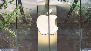 Image of: Meta Poaches Apple’s AI Head Amid Intensifying Tech Talent War