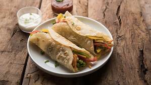 Image of: Tibbs Frankie: The Mumbai Roll Born from a Cricket Cheer