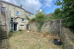 Image of: Four-Bedroom Welsh Renovation Home Up for Auction at £5,000 Guide Price