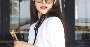 Image of: Ageless Beauty: The 50-Year-Old Who Resembles a Young Student