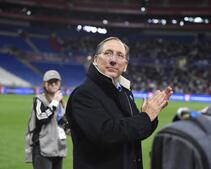 Image of: John Textor Set to Enter Sheffield Wednesday Takeover Discussions