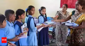 Image of: Azamgarh Scandal: Entire Govt-Aided School Staff Found to Be Fake Teachers