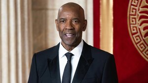 Image of: Denzel Washington Shrugs Off Cancel Culture and Social Media Pressure