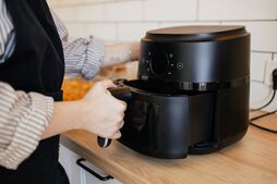 Image of: Quick 20-Minute Air Fryer Chicken Roast Cheat Meal