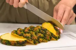 Image of: Quick and Easy Method to Slice a Pineapple in Just 15 Seconds