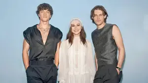 Image of: The Enduring Allure of Teen Love Triangles: Team Conrad vs. Team Jeremiah