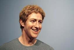 Image of: Mark Zuckerberg's Thoughtful Gift to Neighbors: Noise-Cancelling Headphones, Wine, and Doughnuts