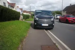 Image of: Drivers Call for Urgent Reforms on Pavement Parking Regulations
