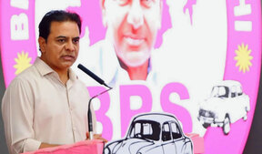 Image of: KTR Criticizes Leaders Over Mulugu Sanitation Worker’s Tragic Death