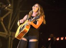 Image of: Bourbon & Blades Festival Draws Unprecedented Crowds