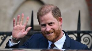 Image of: Prince Harry's Heartfelt Return to the UK to Honor Queen Elizabeth