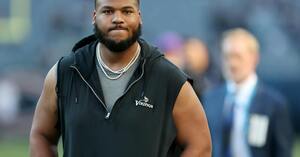 Image of: Vikings Update: Darrisaw's Recovery and Cashman's Injury Concerns