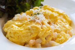 Image of: Gordon Ramsay's Secret to the Creamiest Scrambled Eggs