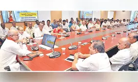 Image of: Additional Executive Officer Commends Vegetable Donors