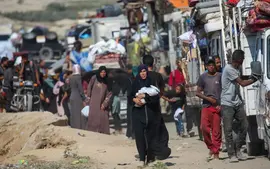 Image of: Israeli Airstrikes Result in Casualties in Gaza