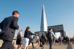 Image of: Wage Growth Dips to Lowest Level Since 2022 Amid Job Market Challenges