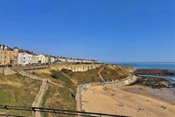 Image of: Discovering the Best UK Seaside Town for Food Lovers