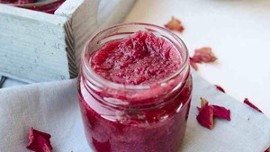 Image of: Exploring Culinary Delights with Rose Petals: 5 Recipes to Try