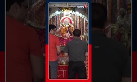 Image of: Devotees Celebrate the First Day of Navratri Across India