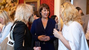 Image of: Declining Female Leadership in Business: A Concerning Trend