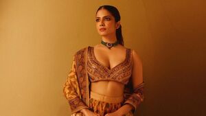 Image of: Malavika Mohanan's Stunning JJ Valaya Lehenga: A Blend of Tradition and Elegance