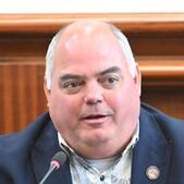 Image of: Guam Senators Delay Special Session Again