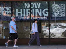 Image of: Understanding the U.S. Economy: 4% Growth and Job Challenges