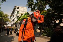 Image of: Tragic Collapse of Indonesian School Claims 14 Lives