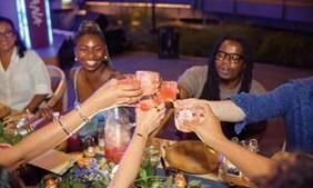 Image of: Connecting Over Meals: The Joy of Sharing Tables