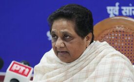 Image of: Mayawati Criticizes SP and Congress for Casteist Hypocrisy