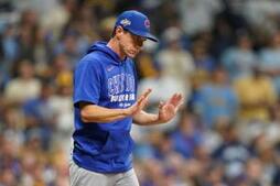 Image of: Cubs Face Elimination After Tough Losses in Milwaukee