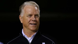 Image of: Boomer Esiason Playfully Roasts Yankees Broadcaster Suzyn Waldman