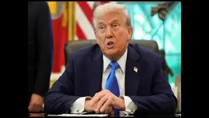 Image of: 'Obama Won Nobel Prize for Doing Nothing, While I Ended 8 Wars': Trump