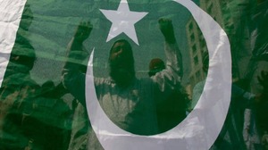 Image of: Tensions Rise in Lahore: TLP's March Towards Islamabad Faces Backlash