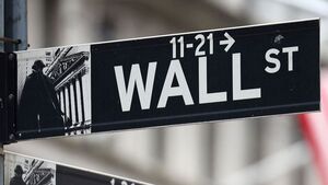 Image of: Andrew Ross Sorkin: Parallels Between Today's Wall Street and the 1929 Crash