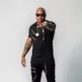 Image of: Flo Rida Surprises Fans by Attending His UK Concert Incognito