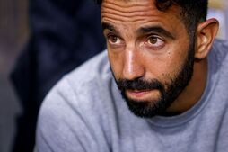 Image of: Ruben Amorim's Heartfelt Farewell to Manchester United Players