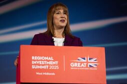 Image of: Rachel Reeves Criticized Over 3.8% Inflation Rise