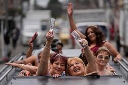 Image of: Celebrating Lost Dreams: Colombian Grandmothers Experience Quinceañeras