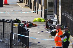 Image of: Mass Stabbing Incident on UK Train Leaves 11 Injured