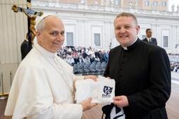 Image of: 'He Practically Jumped Off the Popemobile': Port Priest's Thrilling Encounter with Pope Leo XIV