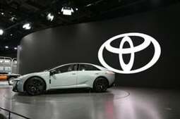 Image of: Toyota Boosts Profit Outlook Amid U.S. Tariff Challenges